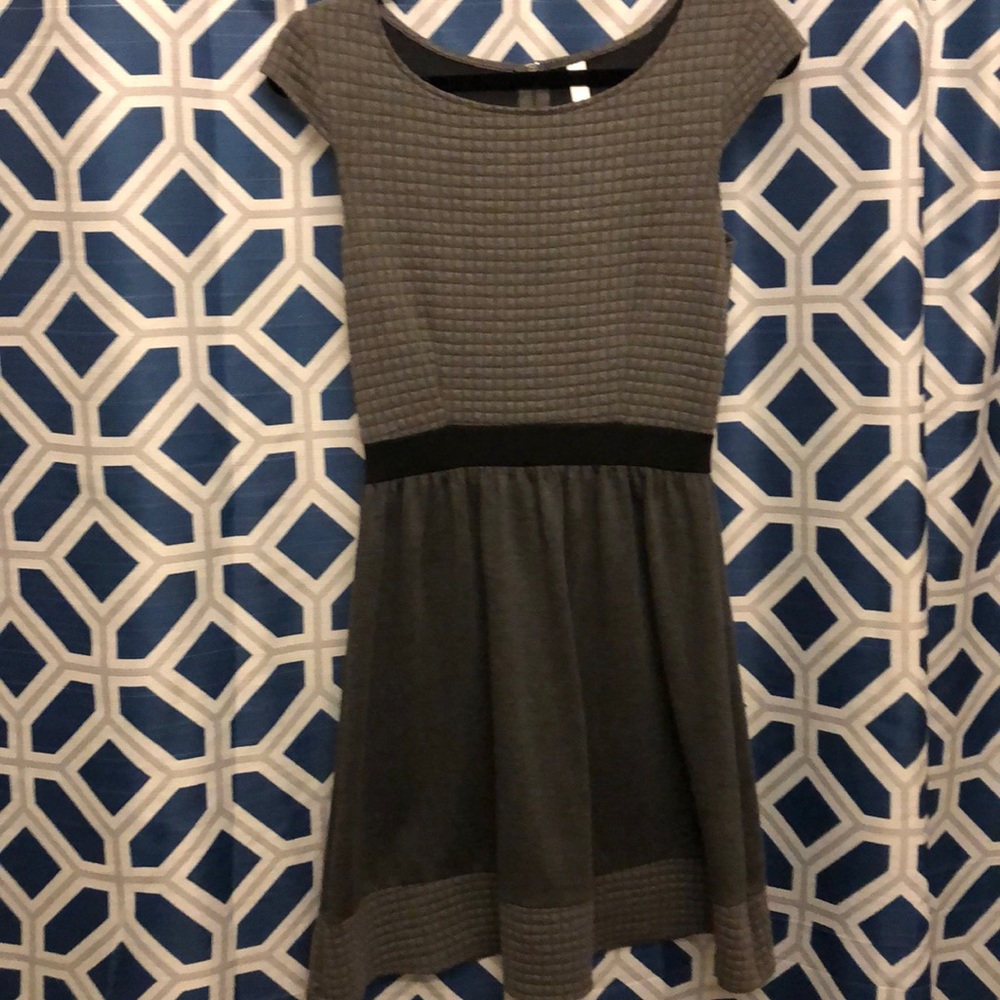 Cap sleeve A-Line dress